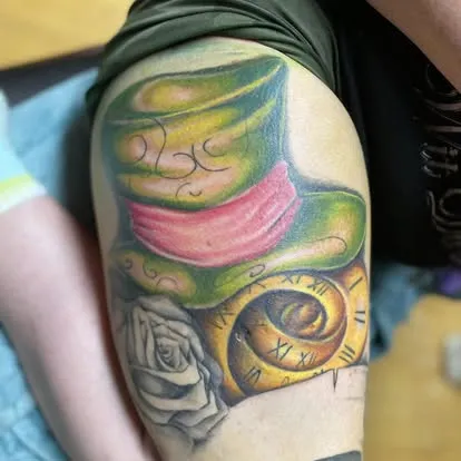 Mad-hatter hat, pocket watch and rose, colour